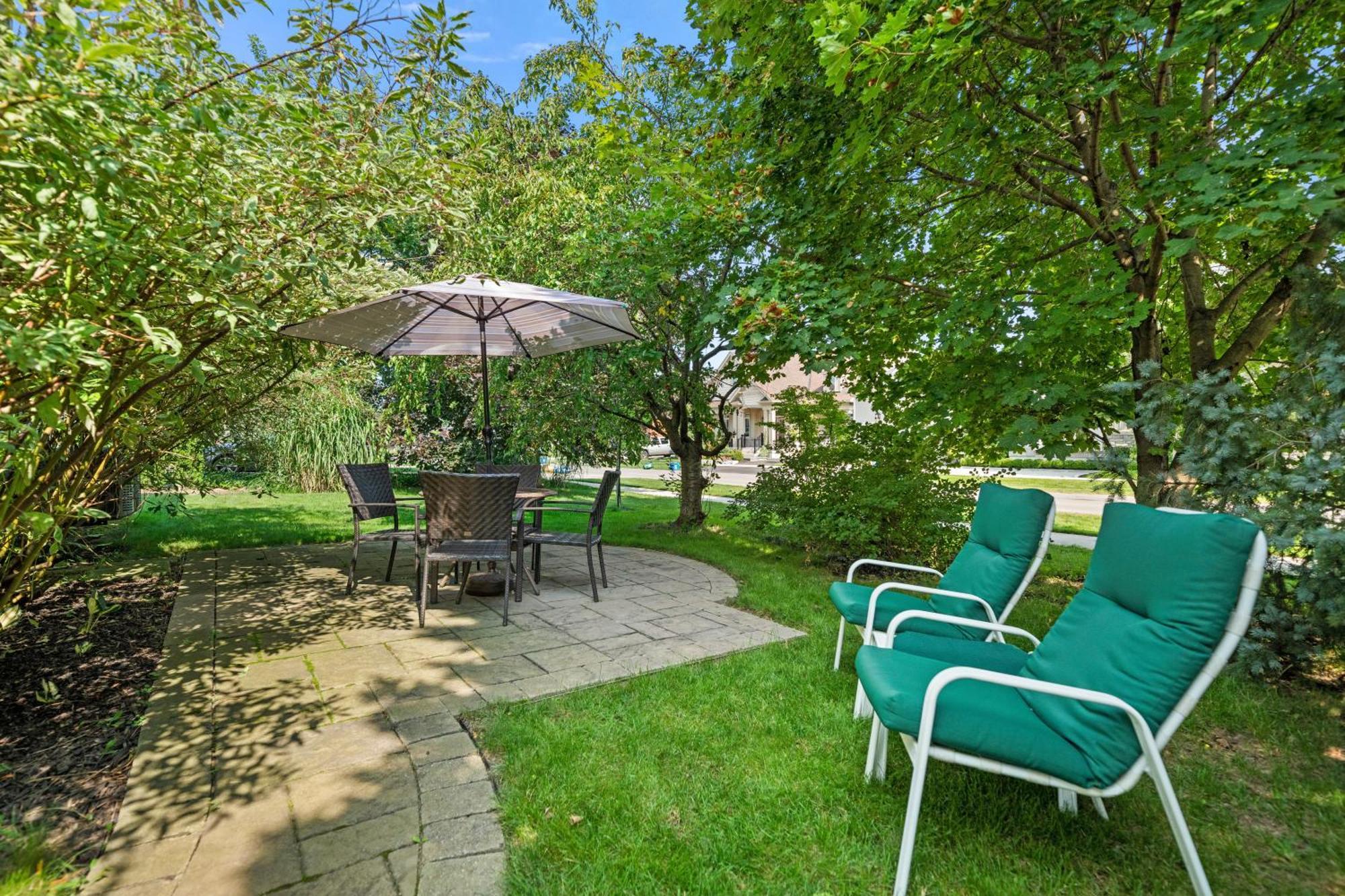 Bed and Breakfast Charlottetown House Niagara-on-the-Lake Exterior foto